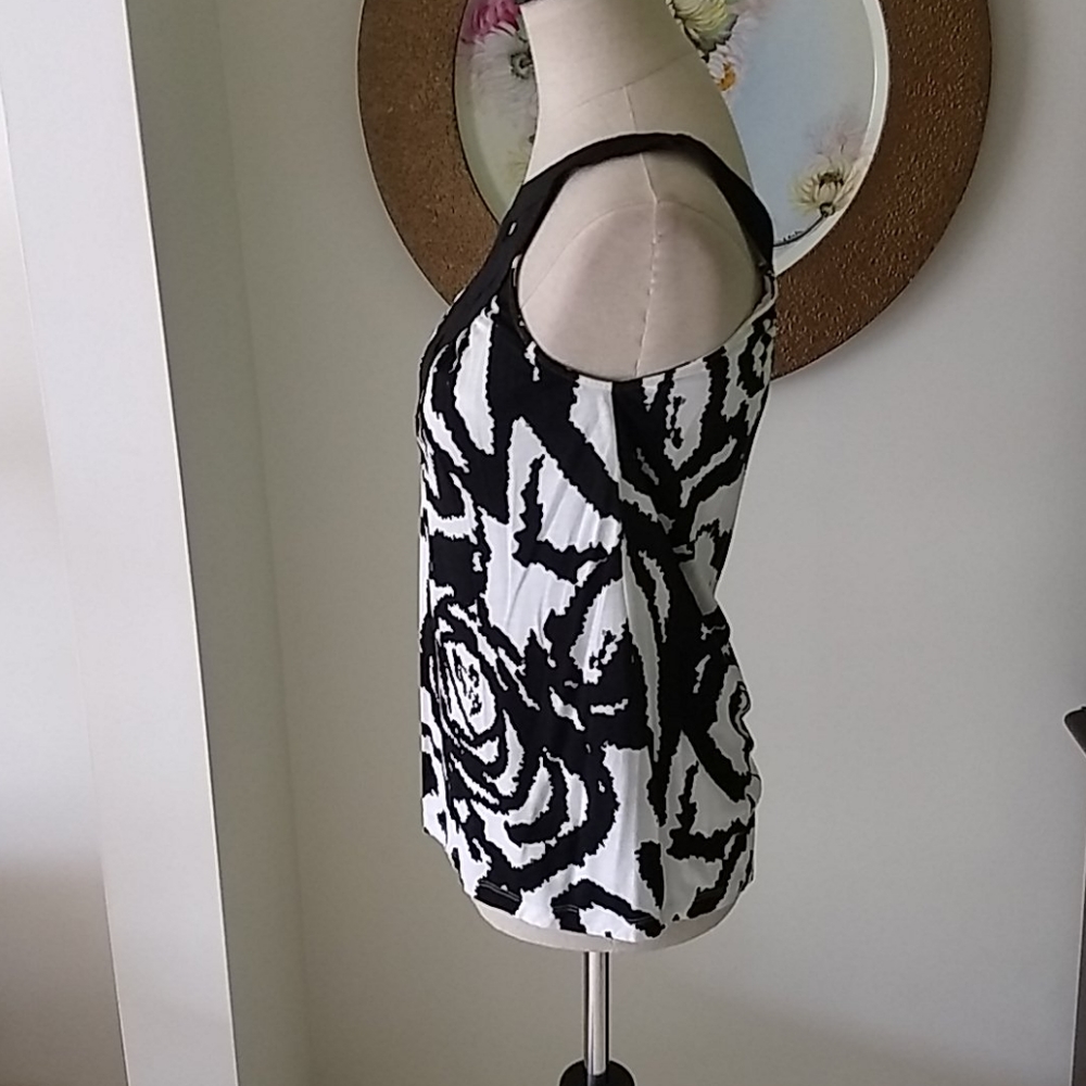 Express Top - Picture 3 of 7